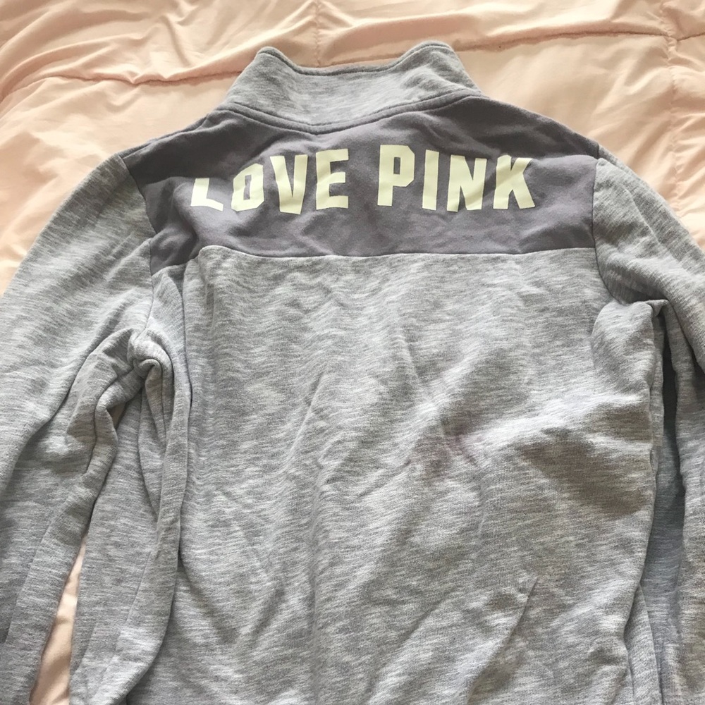 Pink pullover sweater - Picture 2 of 2